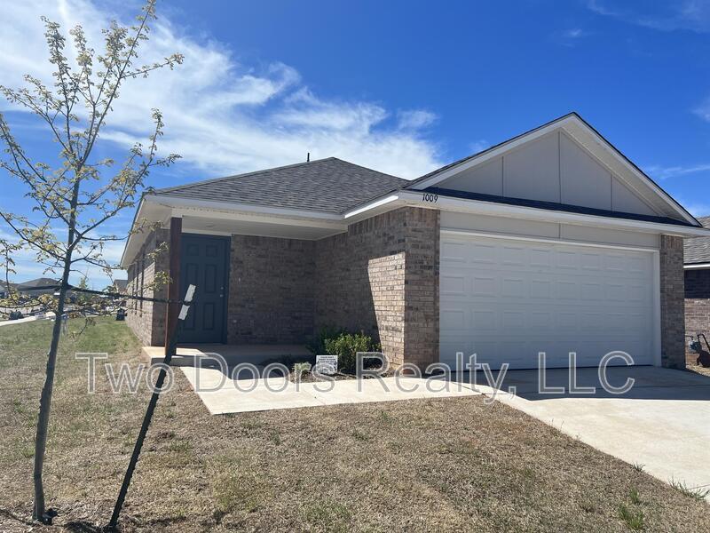 Primary Photo - 1009 Ichabod Cir