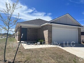 Building Photo - 1009 Ichabod Cir