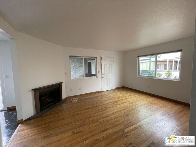 Building Photo - 8081 Constantine Dr