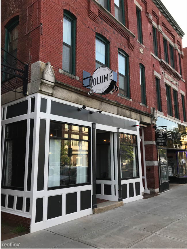 319 Main St, Southbridge, MA 01550 Condo for Rent in Southbridge, MA