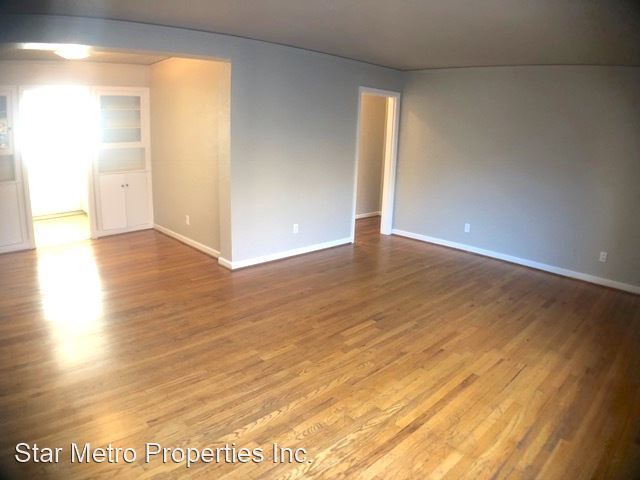 Foto del edificio - 1910 NE Davis St