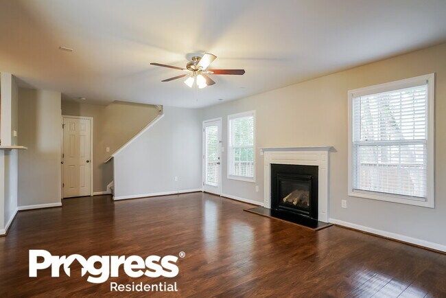 Building Photo - 1017 Lombar St