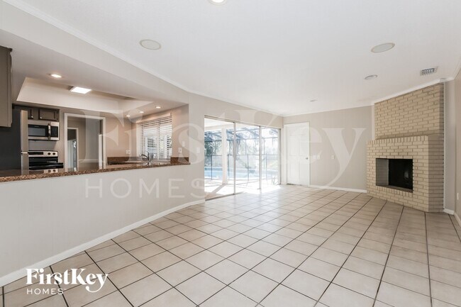 Foto del edificio - 244 Birch Ln