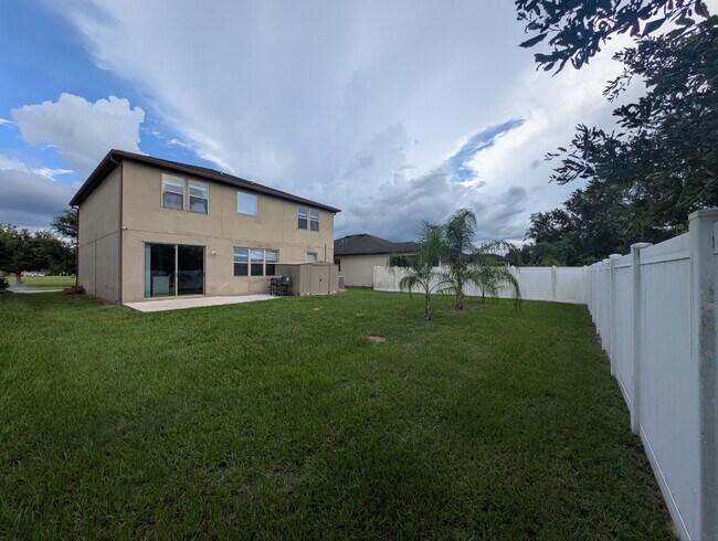 Building Photo - 15303 Stone House Dr