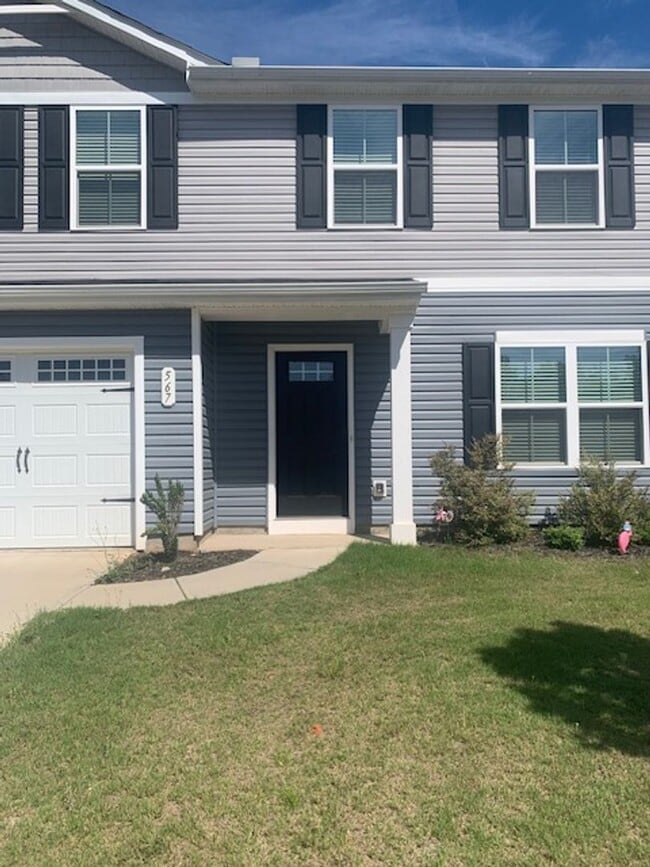 Building Photo - Single Family Home