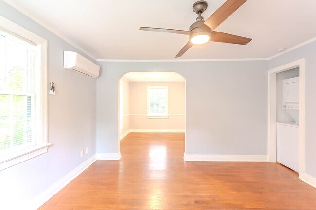 Foto del edificio - Fantastic 2 Bed, 1 Bath. Walk to MTSU! Uti...