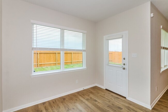 Foto del edificio - 7611 Tipton Meadow Way