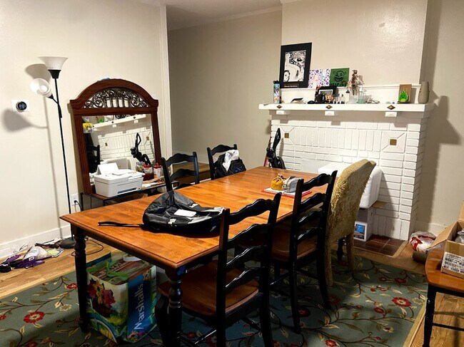 Foto del edificio - 5546 Wilkins Ave