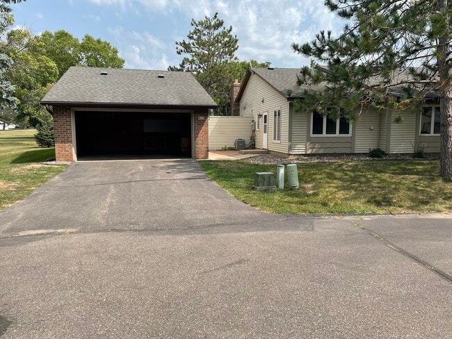 Building Photo - 4702 Markham Pt