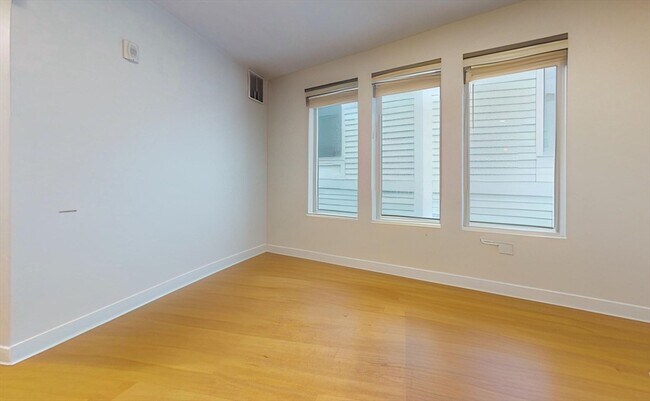 Foto del edificio - 530 Dorchester Ave