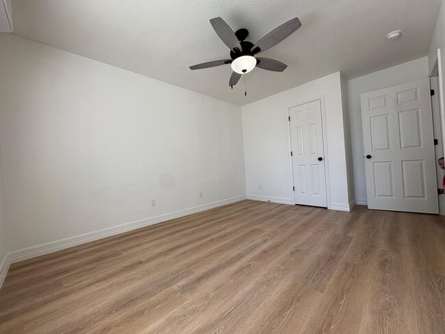 Building Photo - 1207 2nd Ave N