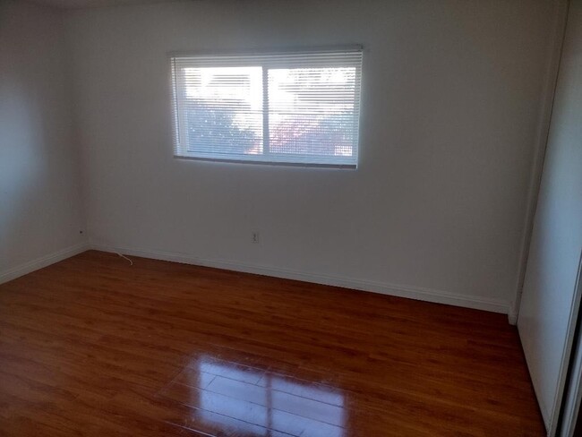 Foto del edificio - 1011 W Avenue H12