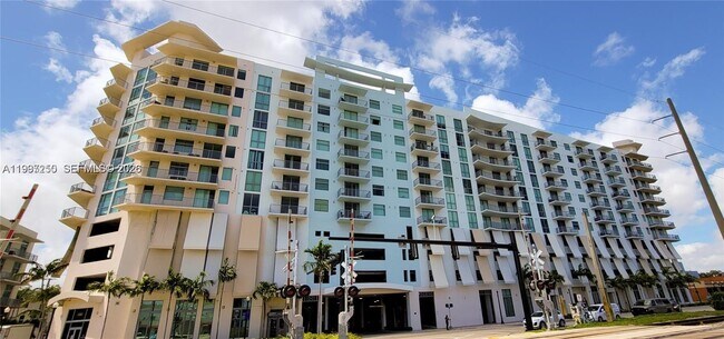 Building Photo - 140 S Dixie Hwy