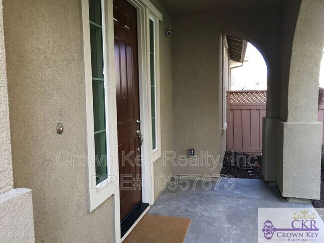 Foto del edificio - 661 W Huntington Ave