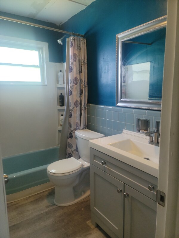 Foto del edificio - 304 Pineview Dr