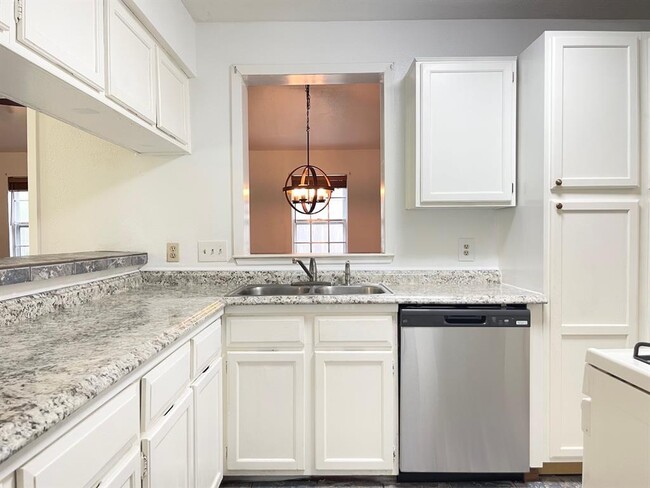 Foto del edificio - 1603 Brook Meadow Dr