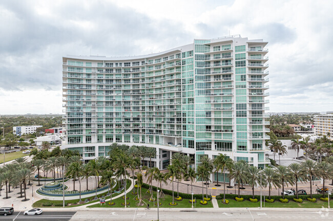 Additional Building View - The Plaza at Oceanside
