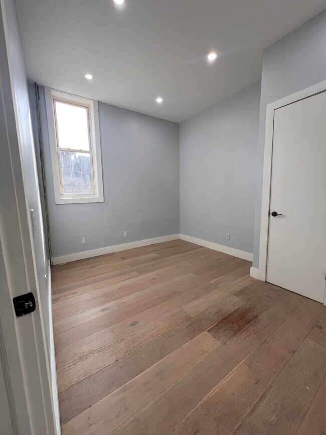 Foto del edificio - 182 Ocean Ave