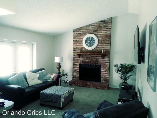 Building Photo - 3 br, 2 bath House - 6136 Beaumont Ave