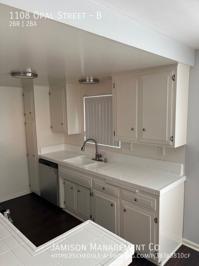 Building Photo - 1108 Opal St