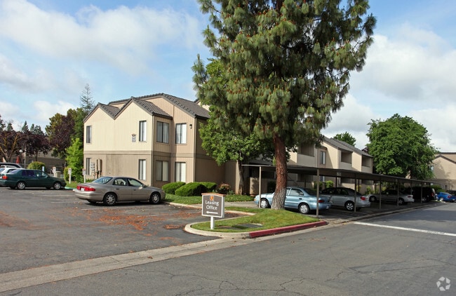 Building Photo - Renaissance Apartment Homes