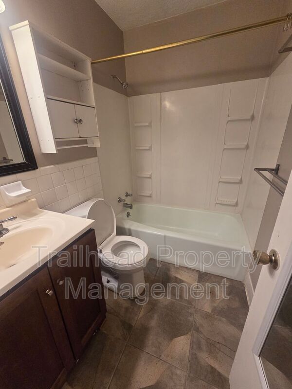 Foto del edificio - 13121 6 St