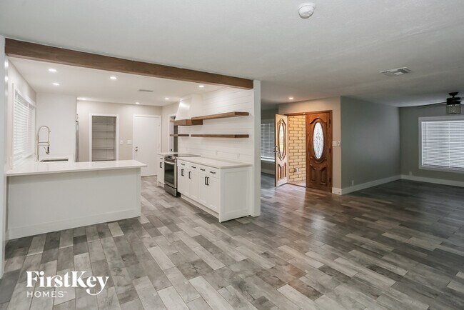 Foto del edificio - 4409 W Griswold Rd