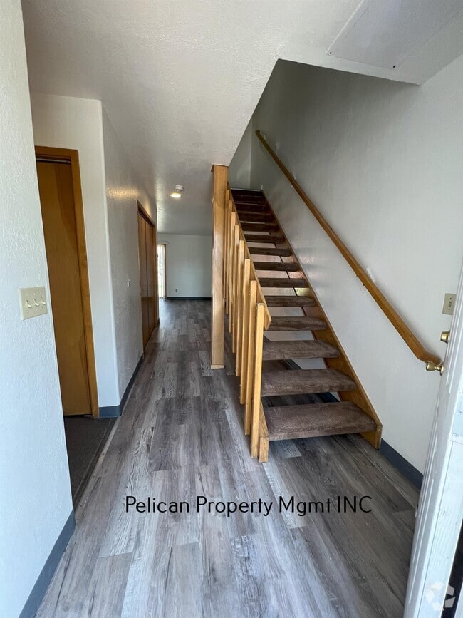Building Photo - 2057 N Eldorado Ave