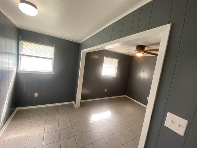 Foto del edificio - 409 Fieldcrest Dr