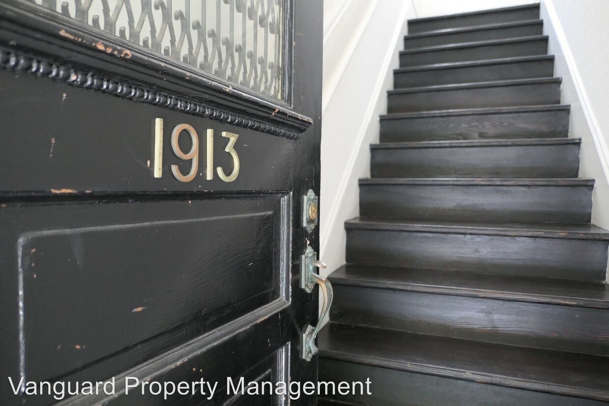 Primary Photo - 3 br, 1 bath Apartment - 1913 Grant Avenue