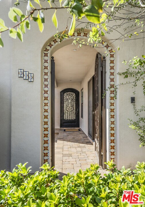 Foto del edificio - 313 S Oakhurst Dr