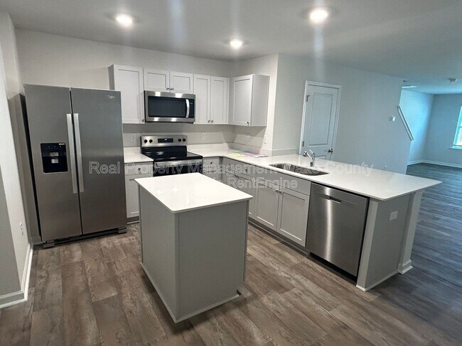 Building Photo - 8515 Beckett Chase Wy