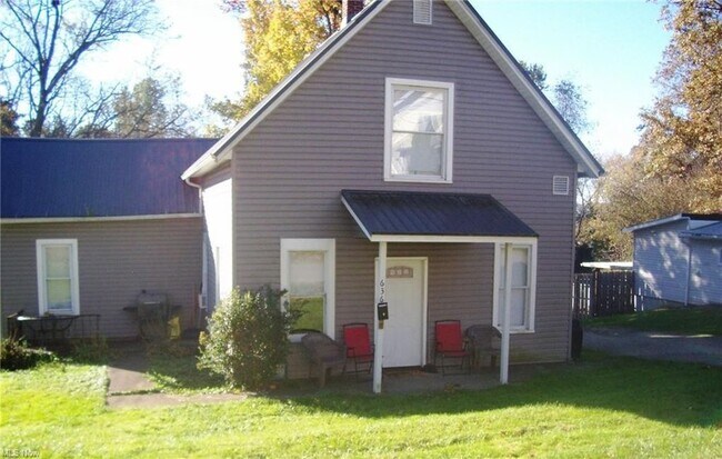 Foto del edificio - 636 Western Dr