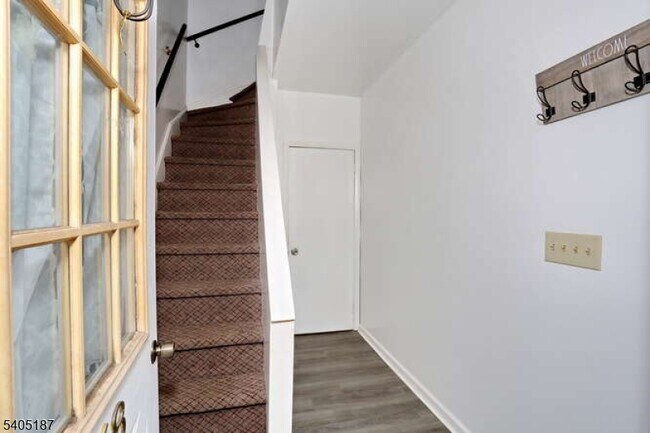 Foto del edificio - 68 Mohawk Ave