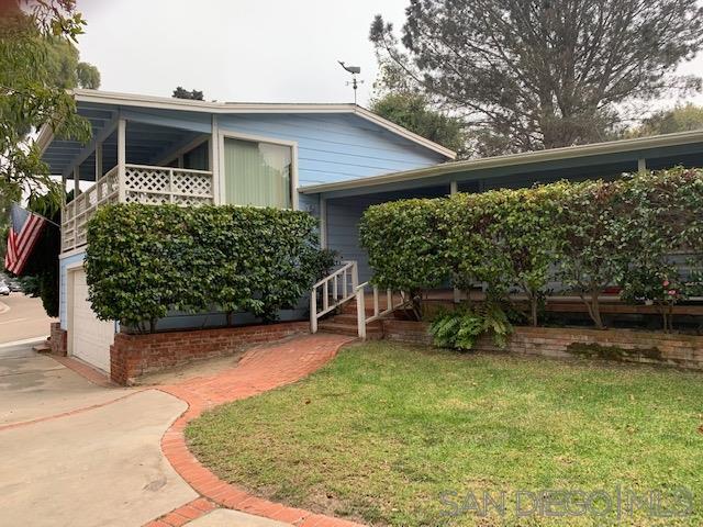 Primary Photo - 2139 Torrey Pines Rd
