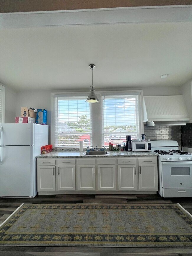 Foto del edificio - Charming 1BD/1BA in fantastic Uptown location!