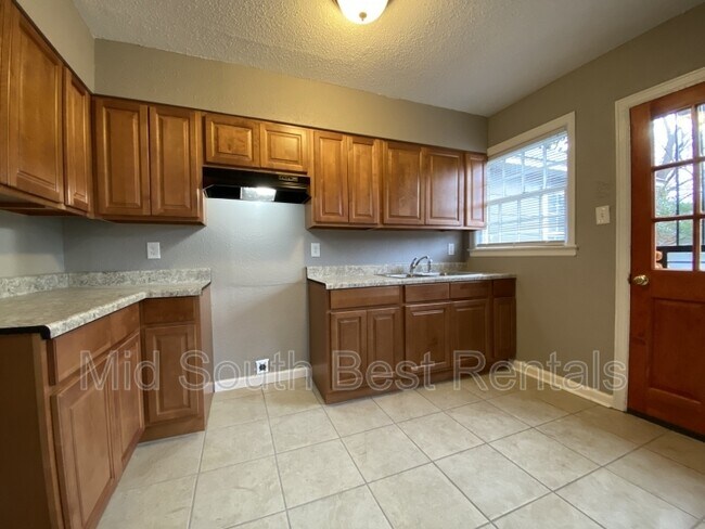 Foto del edificio - 1387 Melrose Cove