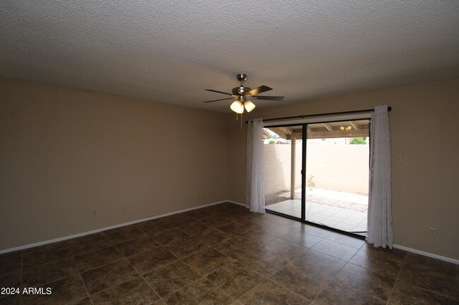 Foto del edificio - 5315 N 18th St