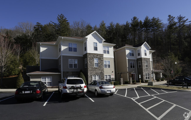 Building Photo - Northpoint Commons Apartments