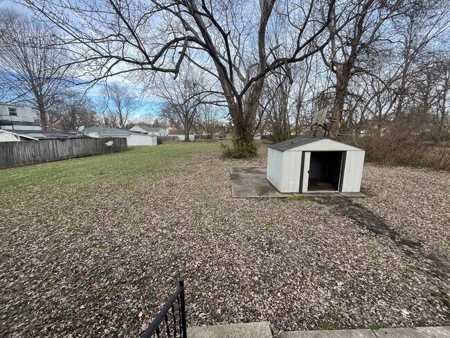 Foto del edificio - Updated 2 Bedroom 1 Bath Convenient Shively location