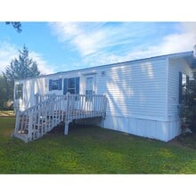 Building Photo - 2301 Parrott Dr