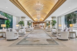 Building Photo - 5220 Seawall Blvd