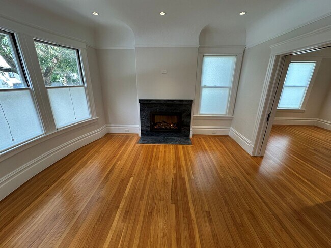 Foto del edificio - 219 Lake St