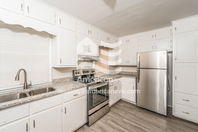 Building Photo - 5512 Ter Q
