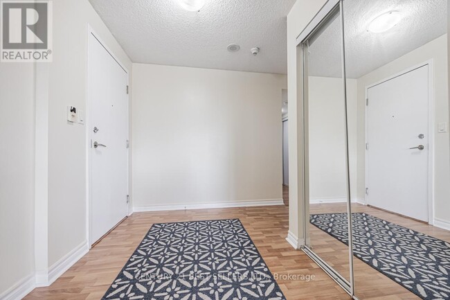 Building Photo - 3880 Duke of York Blvd