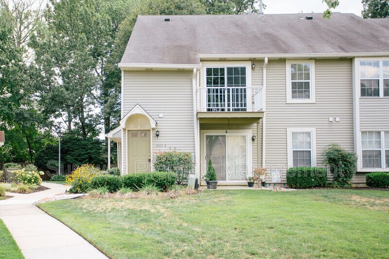2402B Sedgefield Dr, Mount Laurel Township, NJ 08054 Condo for Rent