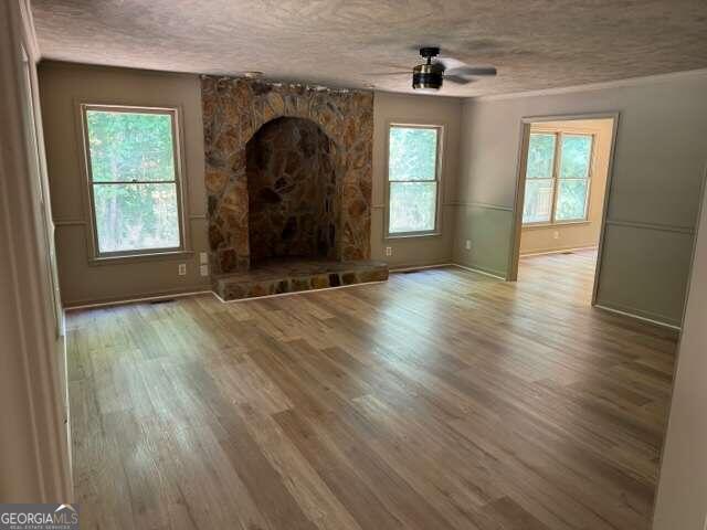 Building Photo - 2560 Riverside Pkwy
