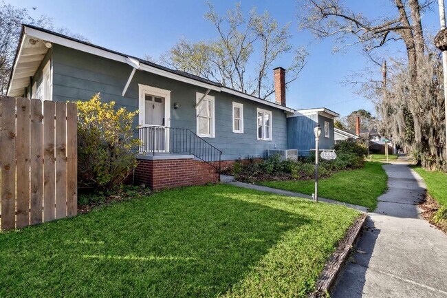 Foto del edificio - 1235 E 50th St