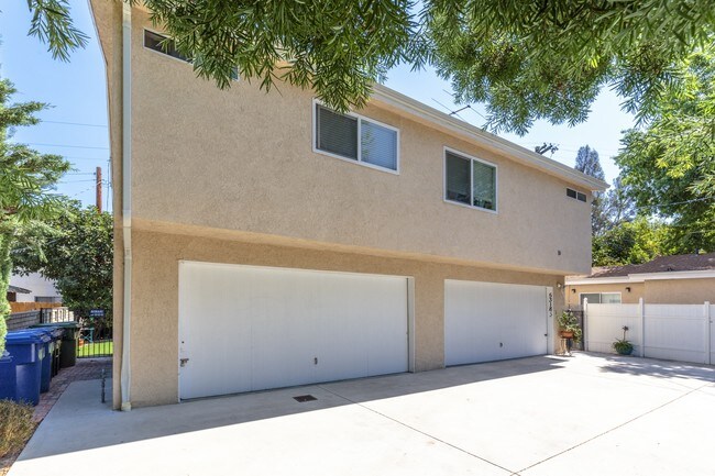 Building Photo - 5318 Alhama Dr