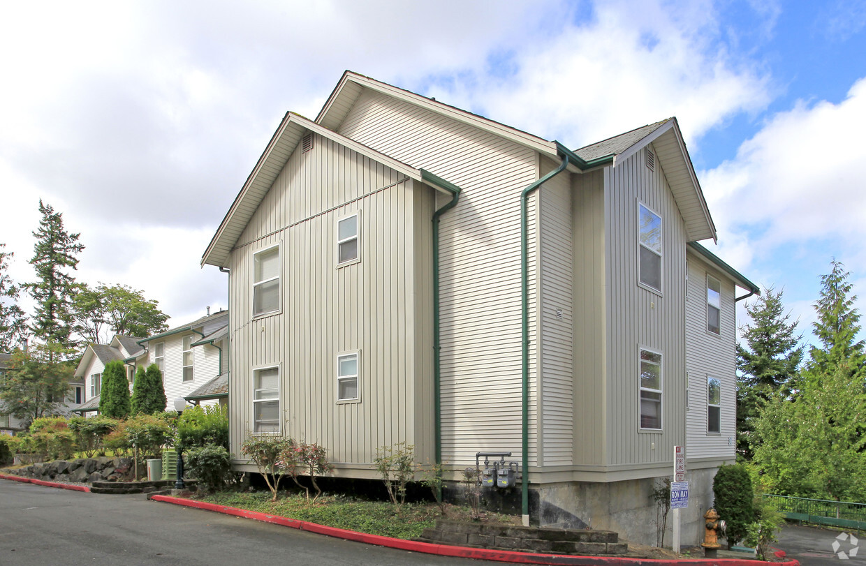 Primary Photo - Bridgecreek Apartments